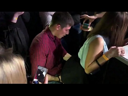 ❤️ Оросын шөнийн клубт жинхэнэ секс. 18 настай орос бүсгүйн хошного, үтрээнд шөнийн цэнгээний газарт галзуу ❤️❌ Порно порно дээр mn.liporno.ru ❌